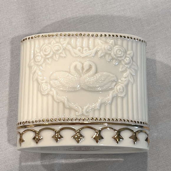 Lenox Sentiments Collection Anniversary Box Trinket Keepsake Love Endures - Picture 2 of 7